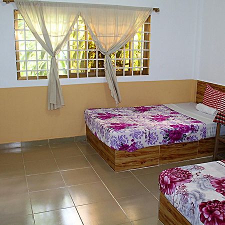 Garden Guesthouse Kampong Chhnang Oda fotoğraf