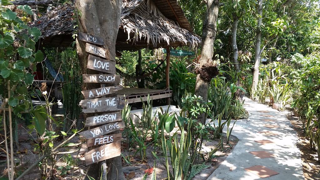 Garden Guesthouse Kampong Chhnang Dış mekan fotoğraf