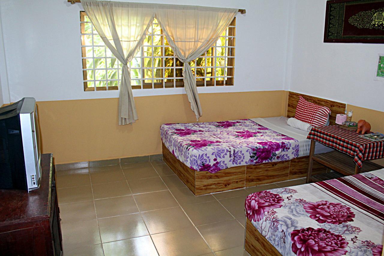 Garden Guesthouse Kampong Chhnang Oda fotoğraf